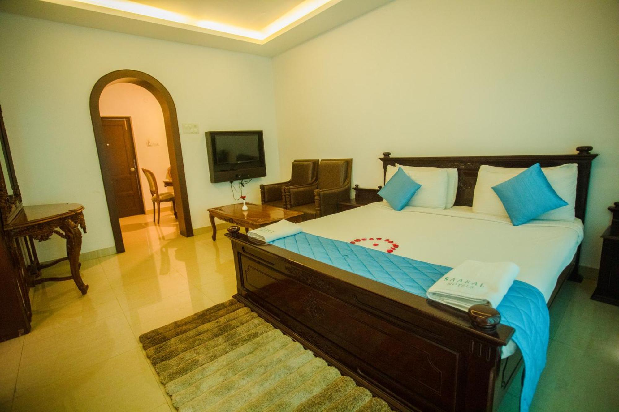 Saaral Resorts & Hotels Pvt Ltd Kuttālam Zewnętrze zdjęcie