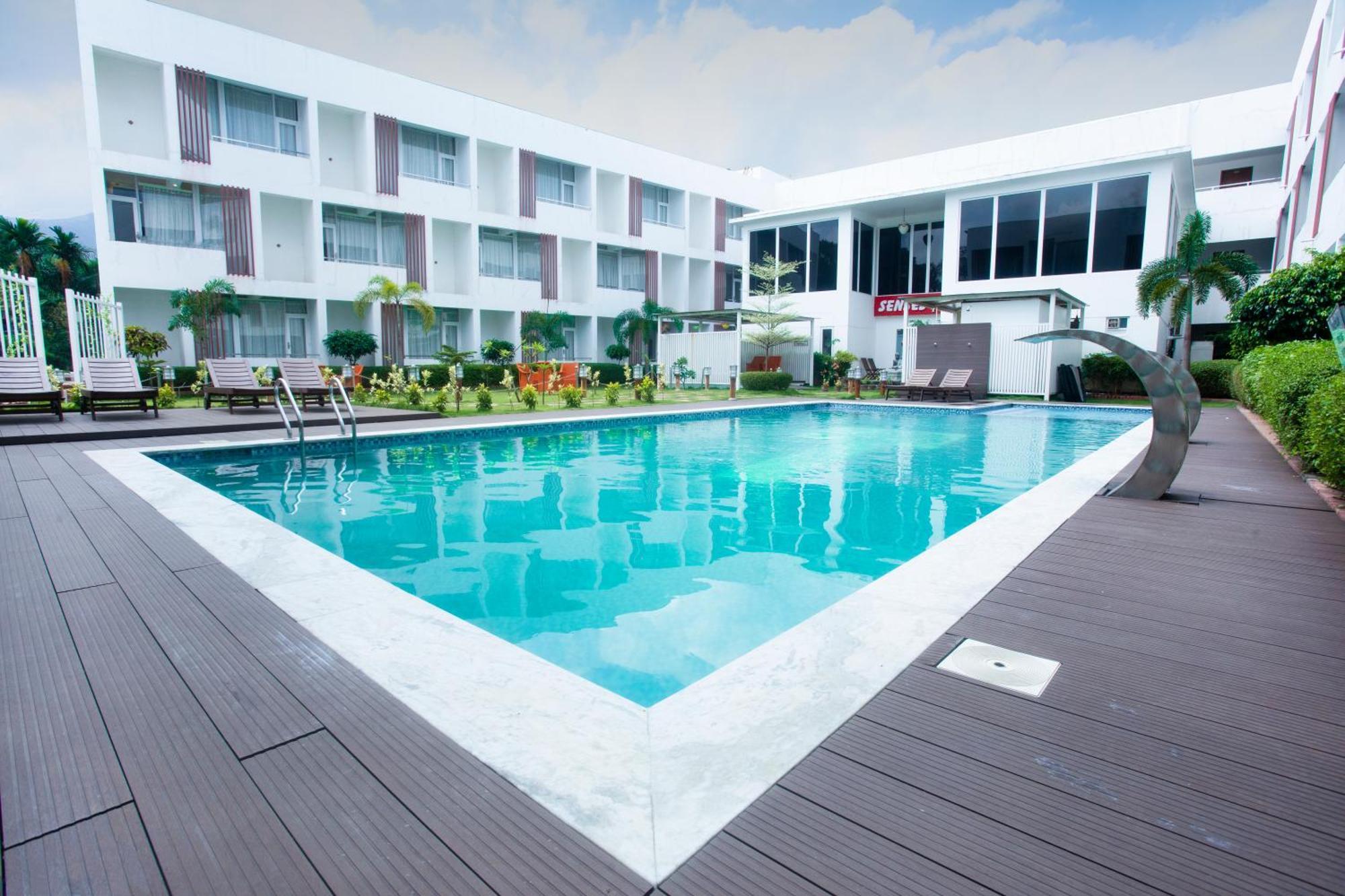 Saaral Resorts & Hotels Pvt Ltd Kuttālam Zewnętrze zdjęcie